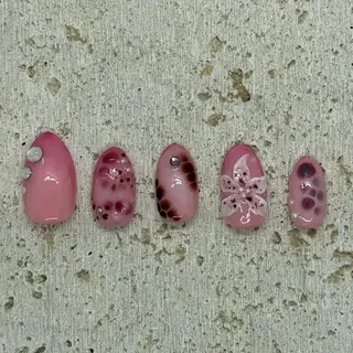 ネイル ニコネイルサロンワークスクール所属・marin .t🐈‍⬛のネイルデザイン