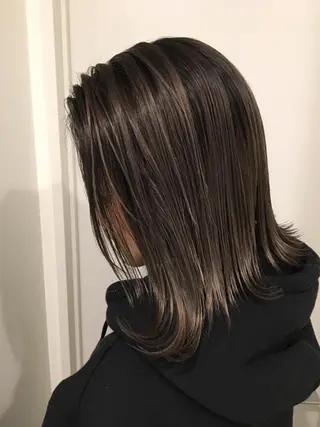 セミロング カラー 🌈評価No.1🌈 艶髪カラー❌エクステのヘアスタイル