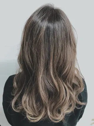 ロング カラー 透明感カラー❄️要 半個室×マンツーマンのヘアスタイル