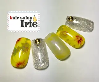 ネイル Hair salon Irie所属・與儀 知佳のネイルデザイン