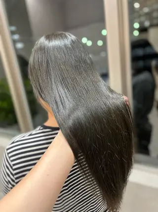 ロング Eleanor枚方店 /梅木雄治のヘアスタイル