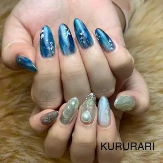 ネイル KURURARI NAILのネイルデザイン