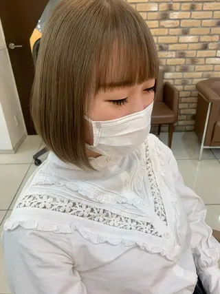 ミディアム カラー 羽エクステ🩷 🤍まき🤍のヘアスタイル
