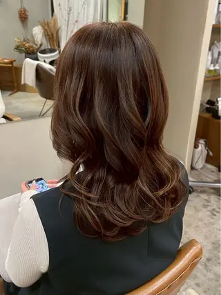 セミロング カラー 💐花屋併設💐 宮園　雛羽のヘアスタイル