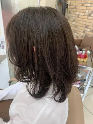 セミロング カラー ママ美容師まつげ 🤍まき🤍のマツエク・マツパデザイン