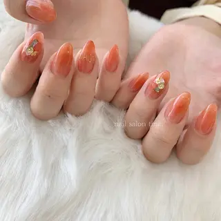 ネイル nail salon tina.所属・中山 はづきのネイルデザイン