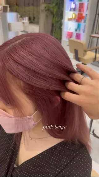 ロング メンズバレイヤージュ 斉藤春のヘアスタイル