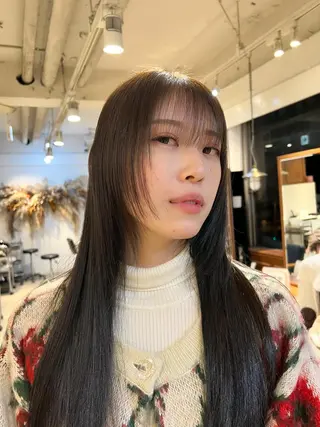 ロング カラー レイヤーカット🤍 RINAのヘアスタイル