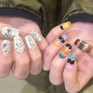 ネイル 👽個性派ネイル🎀 komachiのヘアスタイル