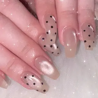 ネイル LUANA所属・LUANA ジュリのネイルデザイン