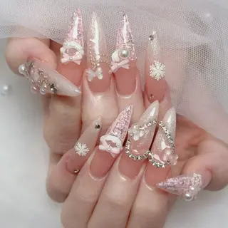 ネイル Pio Mielのネイルデザイン