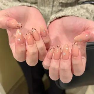 ネイル ⠀ loggy.のネイルデザイン