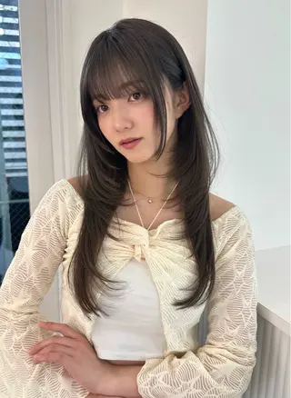 ロング “似合わスタイル” lemiie ハナのヘアスタイル