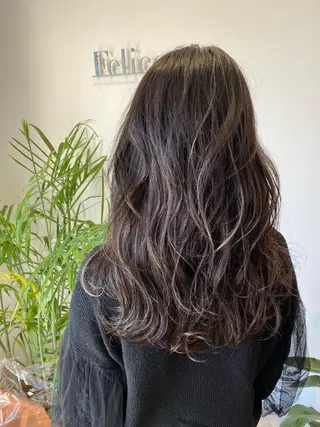 セミロング 粕川 達哉のヘアスタイル