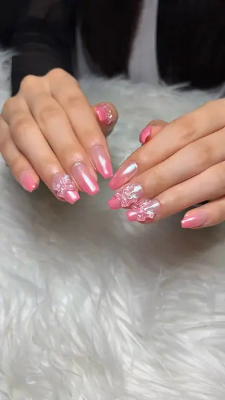 ネイル 関山 志乃のネイルデザイン