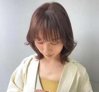 ミディアム カラー 顔まわり/ボブウルフ 🤍愛唯(めい)のヘアスタイル
