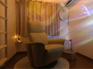 月とふくろう所属・濱田 和歌のエステ・リラクイメージ