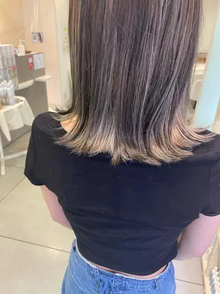 ミディアム カラー 松佐 ゆかりのヘアスタイル