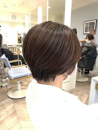 ショート 縮毛矯正/白髪ぼかし ショートボブ/鈴木のヘアスタイル