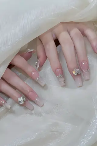 ネイル EMI ANA.CHUOのネイルデザイン