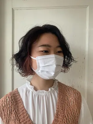 ショート パーマ コヤマ ナミのヘアスタイル