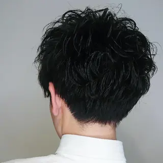 メンズ カラー パーマ ブリーチ/ヘアケア/ 艶髪/イギチハルのヘアスタイル