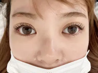 マツエク・マツパ ココラッシュ新宿西口所属・M. SHIORIのマツエク・マツパデザイン