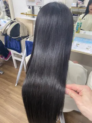 ロング GLOSS 心斎橋 山上のヘアスタイル