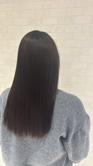 ロング カラー H. shinkaiのヘアスタイル