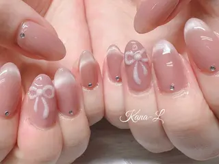 ネイル 芦辺 香奈のネイルデザイン