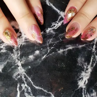 ショート ネイル クロキ 。のネイルデザイン