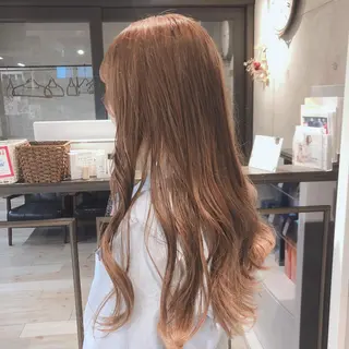ロング カラー wakana 【ブリーチカラー】のヘアスタイル