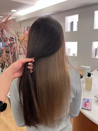 セミロング カラー un.le.pont ルカ 🎨のヘアスタイル