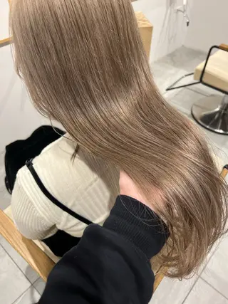 セミロング カラー 🫧艶髪/透明感色 🫧河原町💛MOEのヘアスタイル