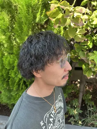 ミディアム パーマ RAK所属・児玉 進之助のヘアスタイル