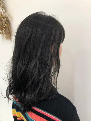 セミロング カラー 細めハイライト🩶 ボブ/レイヤーカットのヘアスタイル