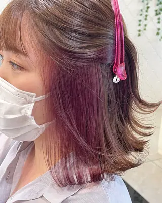 カラー 濱田輝レイヤー 韓国風 ハイトーンのヘアスタイル