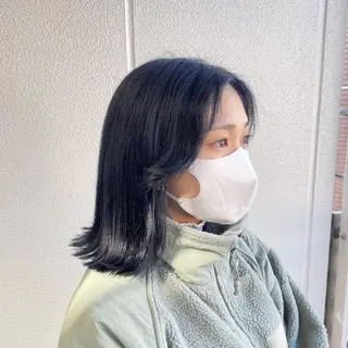 セミロング カラー ヘアアレンジ 艶髪✨寒色カラー✨ 翁長孝輔のヘアスタイル