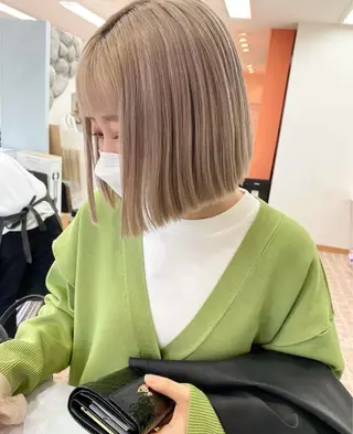 ショート カラー ナカジマ ナナのヘアスタイル