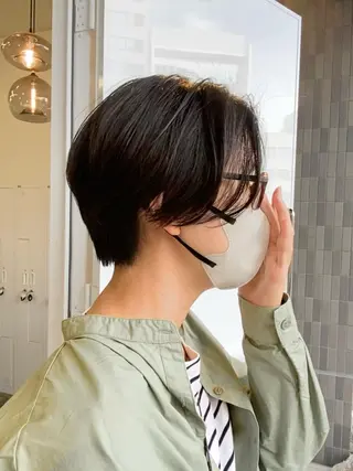ショート サトウ リョウのヘアスタイル