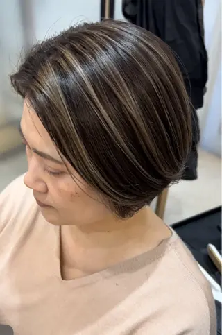 ショート シノハラ ガクト ショート/白髪ぼかしのヘアスタイル