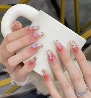 ネイル Queens 榊 まおのネイルデザイン