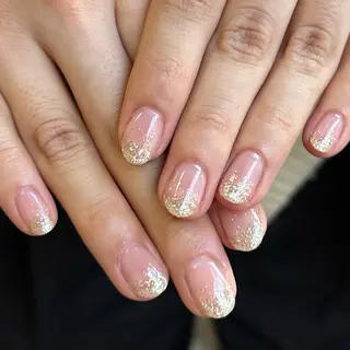 ネイル scré as Ételのネイルデザイン