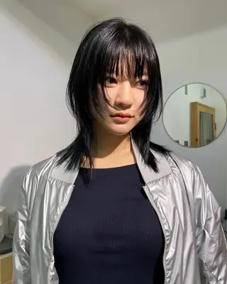 ミディアム カラー iroha/ n.w.h🎀のヘアスタイル