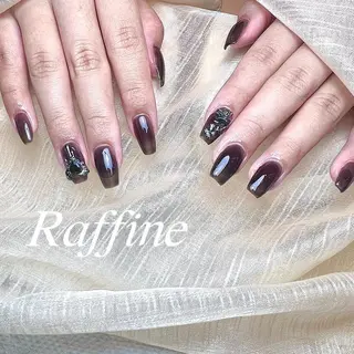 ネイル RAFFINE haru🦋🩵のネイルデザイン