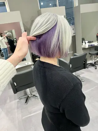 ショート カラー Via officialのヘアスタイル