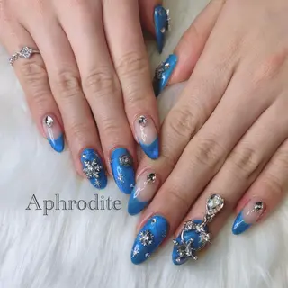 ネイル Aphrodite パラジェル認定サロンのネイルデザイン
