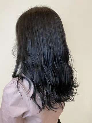 セミロング ゆぴ☾‪/推しカラー /ハイトーンのヘアスタイル