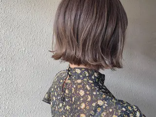 ショート カラー サダハルカ |chouetteのヘアスタイル