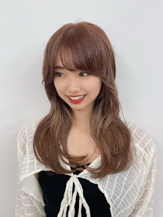 ロング 似合わせカットが 得意な美容師のヘアスタイル